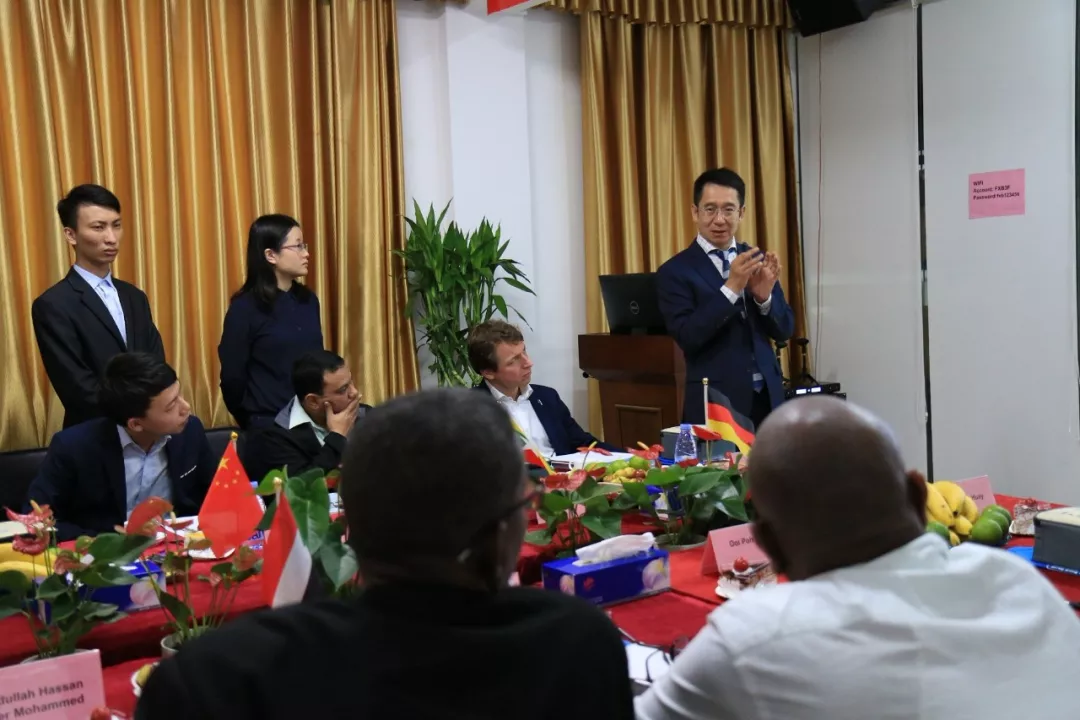 深圳風(fēng)向標(biāo)教育資源股份有限公司 深圳風(fēng)向標(biāo)教育資源股份有限公司