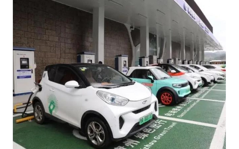 新能源汽車產業(yè)資訊：新能源車企悄然上調純電動車指導價
