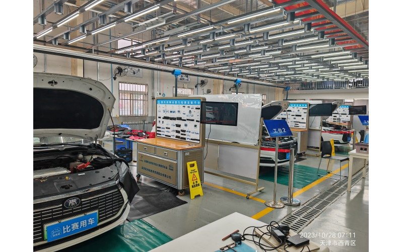 風向標助賽 - 第四屆“海河工匠杯”技能大賽（新能源汽車維修工賽項）圓滿舉辦